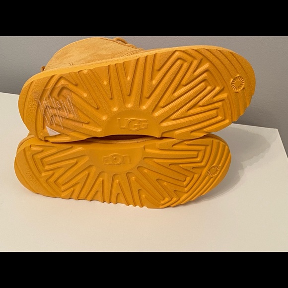 UGG NEUMEL II - Picture 5 of 5